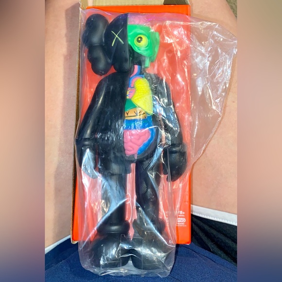 Kaws (Original Fake) Companion Flayed Open Edition - Picture 3 of 5